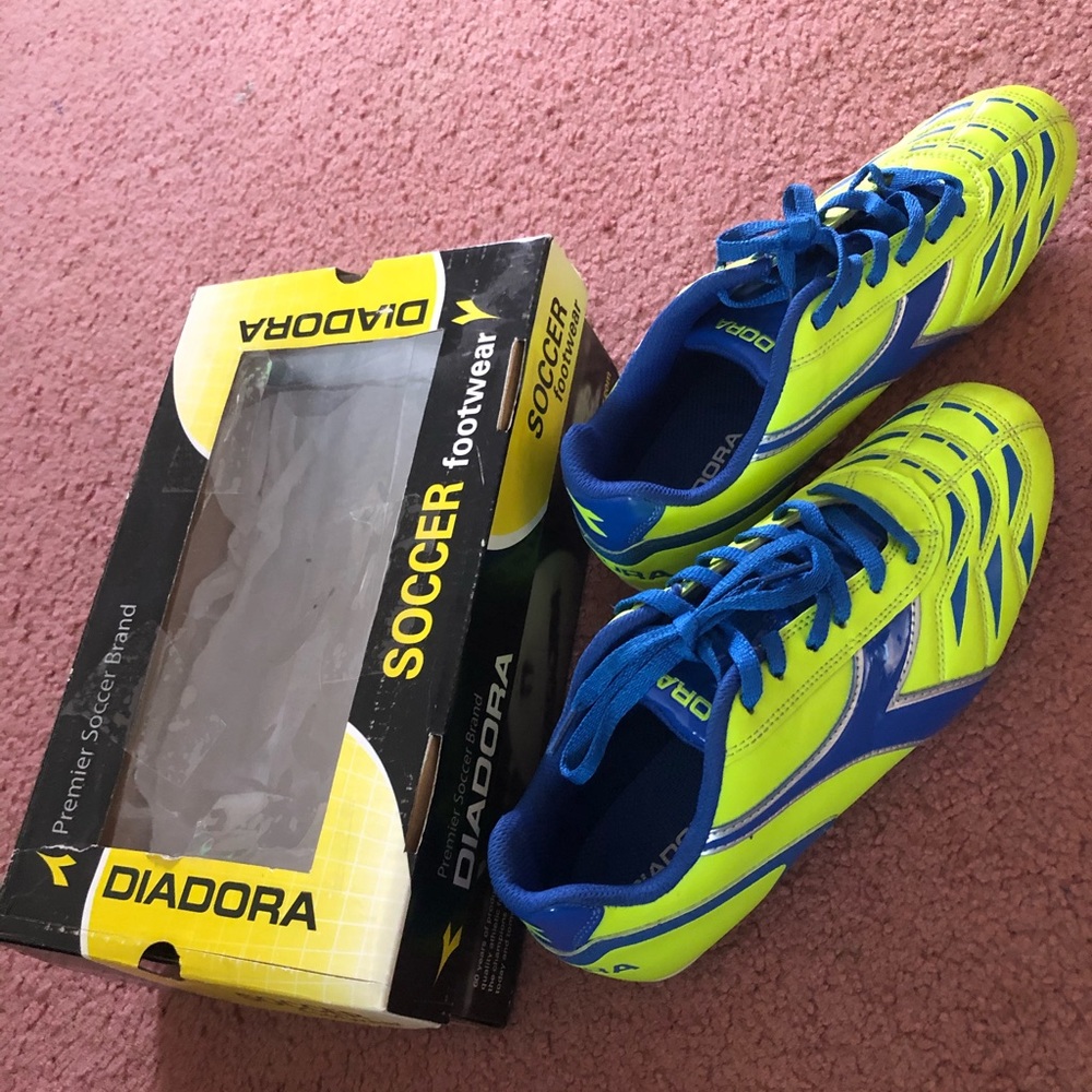Youth Soccer Cleats